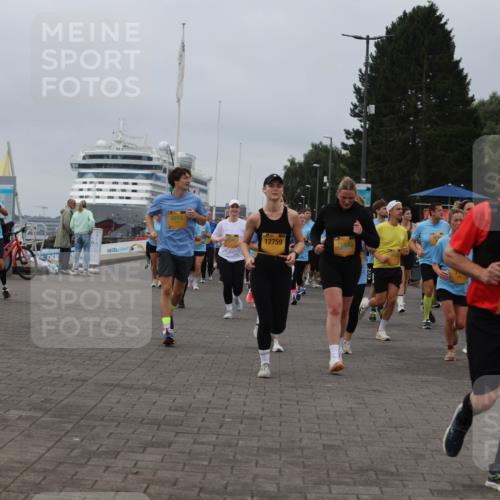 13.09.2026 - Kiel Lauf Andreas Tolksdorf http://msf.ph/oto/10409580 13.09.2026 10:01:00 Kiellinie 8813, 12759, 11308 meine-sportfotos.de