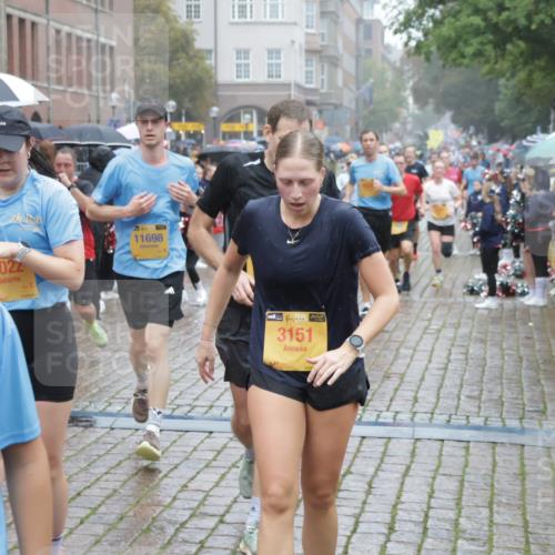 13.09.2026 - Kiel Lauf Yannick Fuchs http://msf.ph/oto/10409625 13.09.2026 10:39:37 Ziel 437, 860, 1496, 1631, 1733, 1945, 2170, 2863, 3110, 3243, 4301, 4812, 5202, 5295, 5677, 6033, 6044, 6744, 7444, 7616, 7807, 7904, 8892, 9169, 9170, 9493, 9992, 10010, 10580, 10734, 10872, 11186, 11258, 11279, 11740, 11802, 12320, 29, 289, 614, 984, 1066, 1237, 1329, 1451, 1639, 2165, 2349, 3185, 4006, 4296, 4368, 4535, 4663, 5140, 5362, 5417, 5628, 6486, 6602, 6650, 6924, 7304, 7380, 7381, 7871, 7936, 8406, 9098, 9976, 10527, 10782, 10869, 1147, 29, 477, 6228, 11215 meine-sportfotos.de