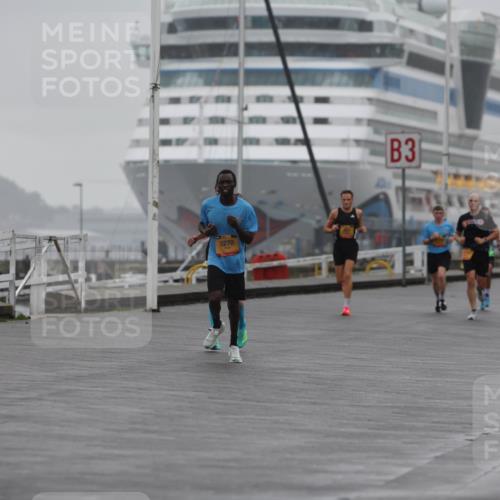 13.09.2026 - Kiel Lauf Andreas Tolksdorf http://msf.ph/oto/10409656 13.09.2026 11:42:35 Kiellinie 3 meine-sportfotos.de