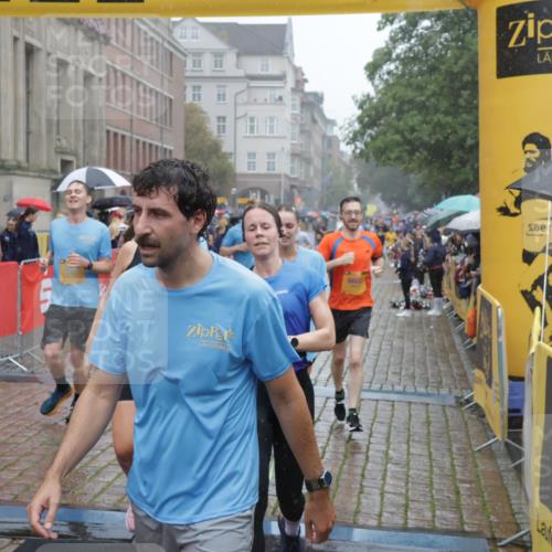 13.09.2026 - Kiel Lauf Yannick Fuchs http://msf.ph/oto/10409658 13.09.2026 10:39:52 Ziel 523, 1147, 1371, 1631, 2159, 2514, 2525, 3110, 3322, 3593, 3770, 3949, 4248, 4824, 4845, 5816, 5942, 7180, 7200, 7259, 7379, 7466, 7472, 7837, 8207, 8805, 9080, 9294, 9534, 9992, 10156, 10337, 10596, 11250, 11426, 11509, 12118, 12415, 437, 860, 1237, 1496, 1631, 1733, 1945, 2170, 2863, 3110, 3243, 4296, 4301, 4812, 5202, 5295, 5628, 5677, 6033, 6044, 6486, 6602, 6744, 7381, 7444, 7616, 7807, 7871, 7904, 7936, 8892, 9169, 9170, 9493, 9992, 10010, 10580, 10734, 10872, 11258 meine-sportfotos.de