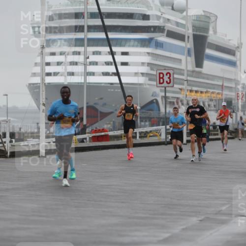 13.09.2026 - Kiel Lauf Andreas Tolksdorf http://msf.ph/oto/10409661 13.09.2026 11:42:35 Kiellinie 3, 2 meine-sportfotos.de