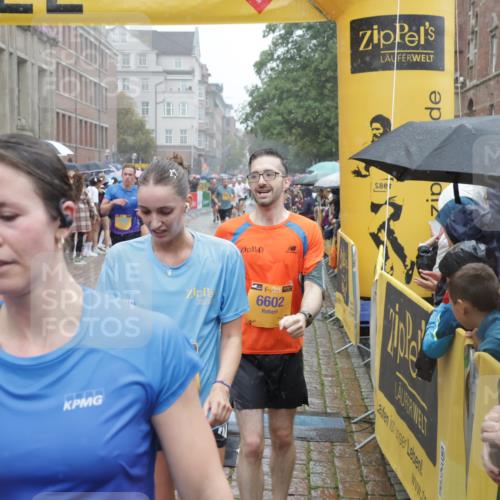 13.09.2026 - Kiel Lauf Yannick Fuchs http://msf.ph/oto/10409672 13.09.2026 10:39:54 Ziel 246, 523, 1147, 1371, 2159, 2514, 2525, 3322, 3593, 3770, 3949, 4248, 4824, 4845, 5816, 5942, 5985, 7180, 7200, 7259, 7379, 7466, 7472, 7837, 8139, 8207, 8805, 9080, 9294, 9534, 10156, 10337, 10596, 11250, 11426, 12118, 12415, 437, 860, 1237, 1496, 1631, 1733, 1945, 2170, 2514, 2863, 3110, 3243, 4248, 4296, 4301, 4812, 5202, 5295, 5677, 6033, 6044, 6486, 6744, 7381, 7444, 7616, 7807, 7904, 7936, 8892, 9169, 9170, 9493, 9992, 10010, 10580, 10734, 10872, 11258 meine-sportfotos.de