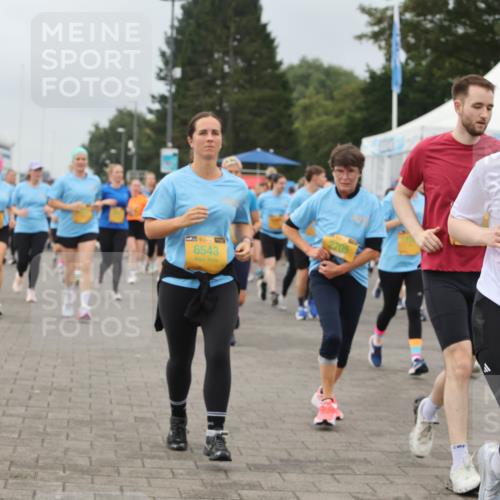 13.09.2026 - Kiel Lauf Andreas Tolksdorf http://msf.ph/oto/10409699 13.09.2026 10:01:07 Kiellinie 6543, 2705 meine-sportfotos.de