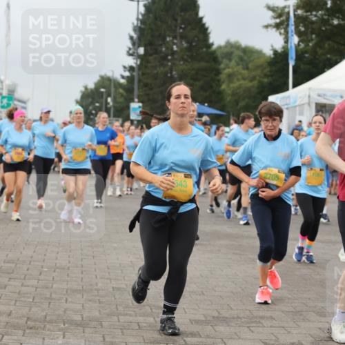 13.09.2026 - Kiel Lauf Andreas Tolksdorf http://msf.ph/oto/10409706 13.09.2026 10:01:07 Kiellinie 38, 543, 2705, 1097 meine-sportfotos.de