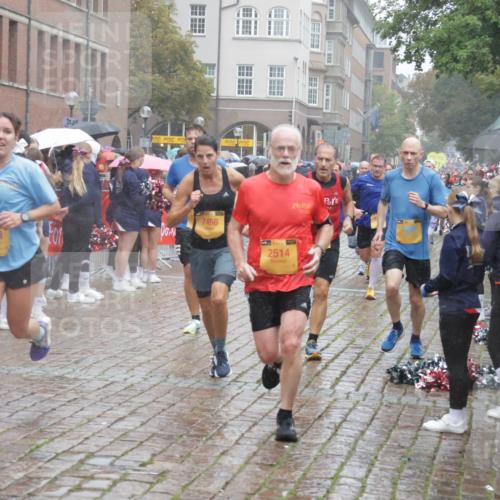 13.09.2026 - Kiel Lauf Yannick Fuchs http://msf.ph/oto/10409718 13.09.2026 10:40:16 Ziel 338, 529, 1096, 1810, 2145, 2313, 4374, 4442, 4457, 4688, 5029, 7156, 7165, 7587, 7984, 8168, 8187, 9086, 9489, 9535, 9658, 9983, 10256, 10532, 11888, 12209, 12445, 12471, 246, 523, 1147, 1371, 1631, 1786, 2159, 2514, 2525, 3110, 3322, 3593, 3770, 3949, 4248, 4443, 4824, 4845, 4932, 5816, 5942, 5985, 6033, 7180, 7200, 7259, 7379, 7466, 7472, 7837, 7904, 8139, 8207, 8805, 9080, 9294, 9534, 9992, 10025, 10156, 10337, 10596, 10995, 11003, 11250, 12415 meine-sportfotos.de