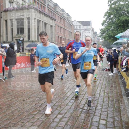 13.09.2026 - Kiel Lauf Yannick Fuchs http://msf.ph/oto/10409751 13.09.2026 10:40:26 Ziel 529, 1096, 1123, 1125, 1408, 1422, 1434, 1475, 1793, 1874, 2145, 2844, 2942, 4374, 4457, 5473, 5568, 6100, 7081, 7156, 7522, 8168, 8680, 9054, 9535, 9983, 10022, 10185, 10587, 10771, 10833, 10870, 11268, 11711, 12023, 12445, 246, 338, 523, 1371, 1786, 1810, 2313, 3322, 3770, 4442, 4443, 4688, 4824, 4845, 4932, 5029, 5816, 5942, 5985, 7165, 7200, 7472, 7587, 7837, 7984, 8139, 8187, 9080, 9086, 9534, 10025, 10156, 10337, 10596, 10995, 11003, 11250 meine-sportfotos.de