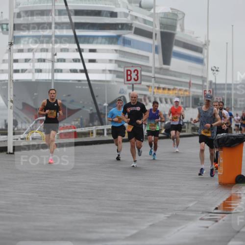 13.09.2026 - Kiel Lauf Andreas Tolksdorf http://msf.ph/oto/10409755 13.09.2026 11:42:38 Kiellinie 5270, 3, 1043 meine-sportfotos.de