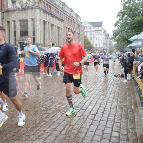 13.09.2026 - Kiel Lauf Yannick Fuchs http://msf.ph/oto/10409779 13.09.2026 10:40:28 Ziel 529, 1096, 1123, 1125, 1408, 1422, 1434, 1475, 1793, 1874, 2145, 2844, 2942, 5018, 5473, 5568, 5846, 6100, 6635, 7081, 7156, 7522, 8680, 8773, 9054, 9535, 9983, 10022, 10185, 10587, 10771, 10833, 10870, 11268, 11697, 11711, 12023, 12445, 246, 338, 523, 529, 1371, 1786, 1810, 2313, 3322, 3770, 4374, 4442, 4443, 4457, 4688, 4824, 4932, 5029, 5816, 5985, 7156, 7165, 7200, 7587, 7837, 7984, 8139, 8168, 8187, 9086, 9534, 10025, 10156, 10337, 10995, 11003, 11250, 3415, 3841 meine-sportfotos.de