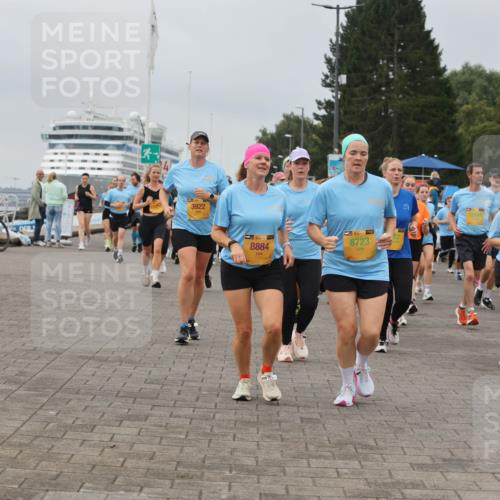13.09.2026 - Kiel Lauf Andreas Tolksdorf http://msf.ph/oto/10409782 13.09.2026 10:01:09 Kiellinie 3922, 38, 8884, 39, 8723, 9869, 4519 meine-sportfotos.de