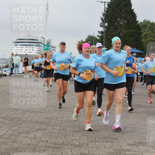 13.09.2026 - Kiel Lauf Andreas Tolksdorf http://msf.ph/oto/10409794 13.09.2026 10:01:10 Kiellinie 4, 3922, 39, 12644, 557, 9869, 8884, 8723 meine-sportfotos.de