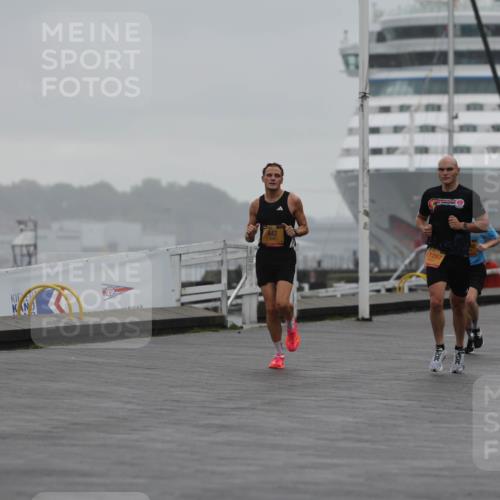 13.09.2026 - Kiel Lauf Andreas Tolksdorf http://msf.ph/oto/10409824 13.09.2026 11:42:41 Kiellinie 447, 11287, 11272, 3 meine-sportfotos.de