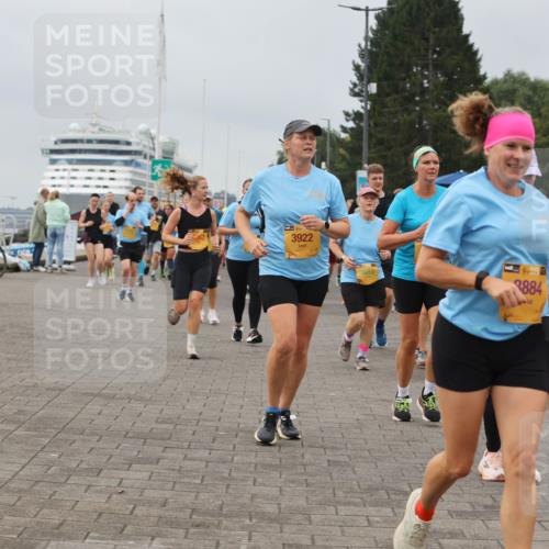 13.09.2026 - Kiel Lauf Andreas Tolksdorf http://msf.ph/oto/10409828 13.09.2026 10:01:11 Kiellinie 3922, 4515, 39, 8884 meine-sportfotos.de