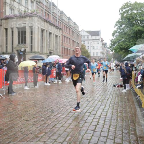 13.09.2026 - Kiel Lauf Yannick Fuchs http://msf.ph/oto/10409833 13.09.2026 10:40:34 Ziel 837, 1037, 1123, 1125, 1408, 1422, 1434, 1475, 1793, 1874, 1985, 2844, 2942, 3339, 5018, 5086, 5473, 5568, 5846, 6100, 6632, 6635, 6709, 7081, 7522, 7537, 7636, 8338, 8773, 9054, 10022, 10587, 10771, 10833, 11266, 11268, 11598, 11668, 11697, 11711, 11715, 11839, 12023, 12122, 338, 529, 1096, 1422, 1475, 1786, 1810, 2145, 2313, 4374, 4442, 4443, 4457, 4688, 4932, 5029, 5985, 7156, 7165, 7522, 7587, 7984, 8139, 8168, 8187, 9086, 10025, 10995, 11003, 3415, 3841, 246, 3322 meine-sportfotos.de