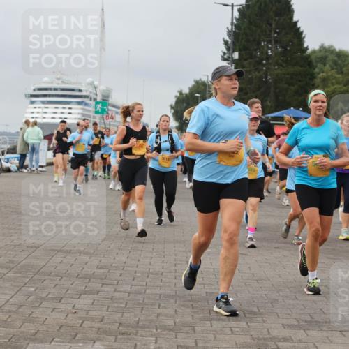 13.09.2026 - Kiel Lauf Andreas Tolksdorf http://msf.ph/oto/10409837 13.09.2026 10:01:11 Kiellinie 84, 3367, 3618, 515 meine-sportfotos.de