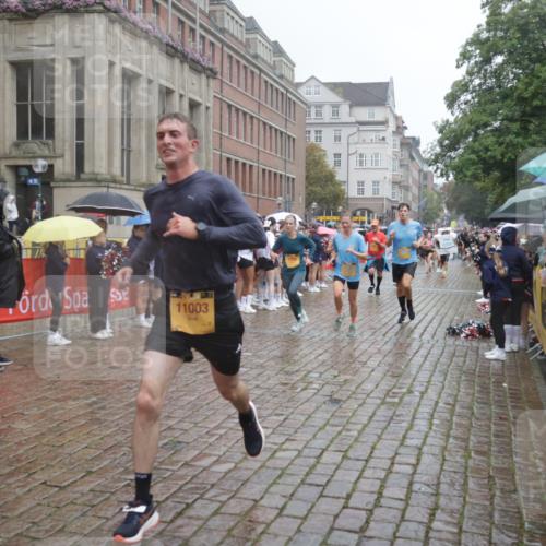 13.09.2026 - Kiel Lauf Yannick Fuchs http://msf.ph/oto/10409840 13.09.2026 10:40:34 Ziel 837, 1037, 1123, 1125, 1408, 1422, 1434, 1475, 1793, 1874, 1985, 2844, 2942, 3339, 5018, 5086, 5473, 5568, 5846, 6100, 6632, 6635, 6709, 7081, 7522, 7537, 7636, 8338, 8773, 9054, 10022, 10587, 10771, 10833, 11266, 11268, 11598, 11668, 11697, 11711, 11715, 11839, 12023, 12122, 338, 529, 1096, 1422, 1475, 1786, 1810, 2145, 2313, 4374, 4442, 4443, 4457, 4688, 4932, 5029, 5985, 7156, 7165, 7522, 7587, 7984, 8139, 8168, 8187, 9086, 10025, 10995, 11003, 3415, 3841, 246, 3322 meine-sportfotos.de
