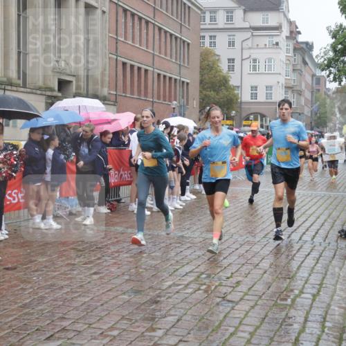 13.09.2026 - Kiel Lauf Yannick Fuchs http://msf.ph/oto/10409844 13.09.2026 10:40:35 Ziel 837, 1037, 1123, 1125, 1408, 1434, 1793, 1874, 1985, 2844, 2942, 3339, 3524, 5018, 5086, 5473, 5568, 5846, 6100, 6397, 6632, 6635, 6709, 7081, 7537, 7636, 8338, 8773, 10022, 10587, 10833, 11266, 11268, 11598, 11668, 11697, 11711, 11715, 11839, 12023, 12122, 12194, 12568, 338, 529, 1096, 1422, 1434, 1475, 1786, 1810, 2145, 2313, 4374, 4442, 4443, 4457, 4688, 4932, 5029, 6100, 7156, 7165, 7522, 7587, 7984, 8168, 8187, 9086, 10025, 10995, 11003, 3415, 3841, 246, 3322 meine-sportfotos.de