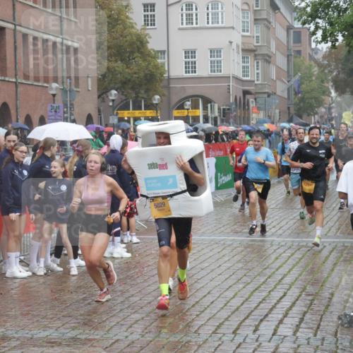 13.09.2026 - Kiel Lauf Yannick Fuchs http://msf.ph/oto/10409865 13.09.2026 10:40:39 Ziel 337, 837, 1037, 1123, 1125, 1603, 1793, 1985, 2096, 2942, 3339, 3524, 5018, 5086, 5473, 5846, 6397, 6632, 6635, 6709, 7537, 7636, 8200, 8338, 8773, 8868, 10022, 11229, 11266, 11268, 11598, 11668, 11697, 11715, 11839, 12017, 12023, 12026, 12122, 12194, 12568, 338, 529, 1096, 1123, 1408, 1422, 1434, 1475, 1810, 1874, 2145, 2313, 2844, 4374, 4442, 4443, 4457, 4688, 4932, 5029, 5568, 6100, 7081, 7156, 7165, 7522, 7587, 7984, 8168, 8187, 9086, 3415, 3841, 246, 3322 meine-sportfotos.de