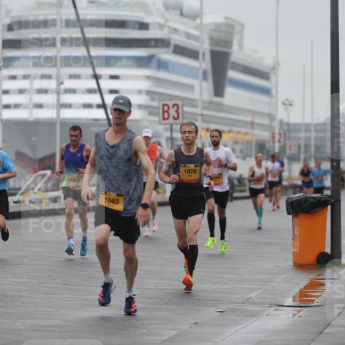 13.09.2026 - Kiel Lauf Andreas Tolksdorf http://msf.ph/oto/10409876 13.09.2026 11:42:43 Kiellinie 1129, 11272, 1043, 3, 1970, 2088 meine-sportfotos.de