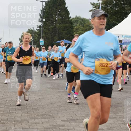 13.09.2026 - Kiel Lauf Andreas Tolksdorf http://msf.ph/oto/10409883 13.09.2026 10:01:13 Kiellinie 11325, 3775, 1248, 3367, 7791, 3922, 5009, 451 meine-sportfotos.de