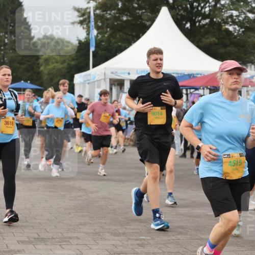 13.09.2026 - Kiel Lauf Andreas Tolksdorf http://msf.ph/oto/10409927 13.09.2026 10:01:15 Kiellinie 482, 3618, 9014, 4515 meine-sportfotos.de