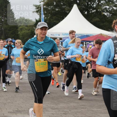 13.09.2026 - Kiel Lauf Andreas Tolksdorf http://msf.ph/oto/10409989 13.09.2026 10:01:17 Kiellinie 6161, 9400, 779, 12482, 39, 3618, 818 meine-sportfotos.de