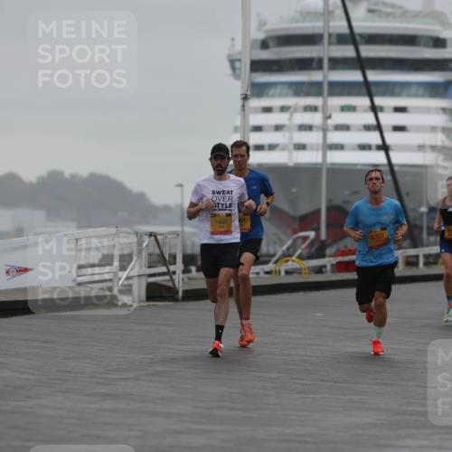 13.09.2026 - Kiel Lauf Andreas Tolksdorf http://msf.ph/oto/10409991 13.09.2026 11:42:59 Kiellinie 1492, 61, 6333, 3 meine-sportfotos.de