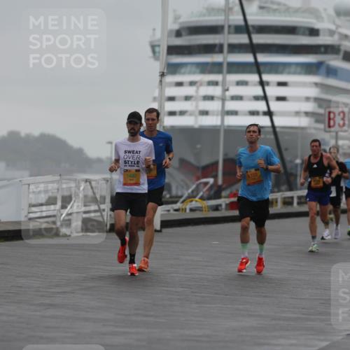 13.09.2026 - Kiel Lauf Andreas Tolksdorf http://msf.ph/oto/10410000 13.09.2026 11:42:59 Kiellinie 1492, 6333, 3 meine-sportfotos.de