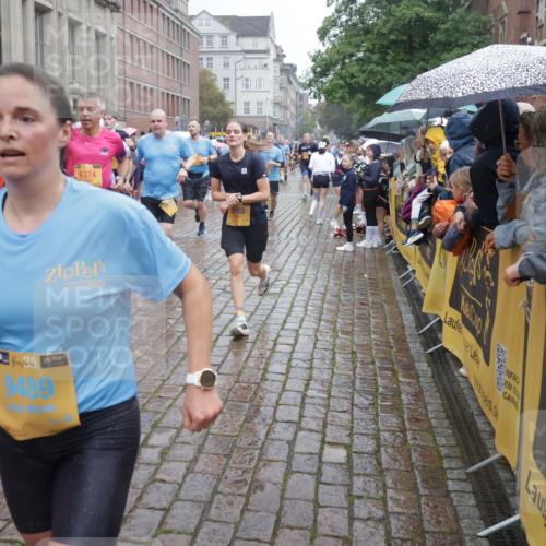 13.09.2026 - Kiel Lauf Yannick Fuchs http://msf.ph/oto/10410018 13.09.2026 10:40:50 Ziel 35, 337, 393, 1342, 1427, 1603, 1971, 2052, 2096, 2499, 2561, 2818, 3257, 3415, 3524, 3535, 3841, 4131, 4431, 4712, 5043, 6301, 6397, 6504, 6793, 7499, 7655, 7931, 8200, 8414, 8435, 8868, 9268, 10919, 11069, 11229, 11275, 12017, 12026, 12194, 12474, 12568, 529, 837, 1037, 1096, 1123, 1125, 1408, 1422, 1434, 1475, 1793, 1810, 1874, 1985, 2145, 2313, 2844, 2942, 3339, 3524, 4374, 4457, 5018, 5086, 5473, 5568, 5846, 6100, 6397, 6632, 6635, 6709, 7081, 7156, 7522, 7537, 8168 meine-sportfotos.de