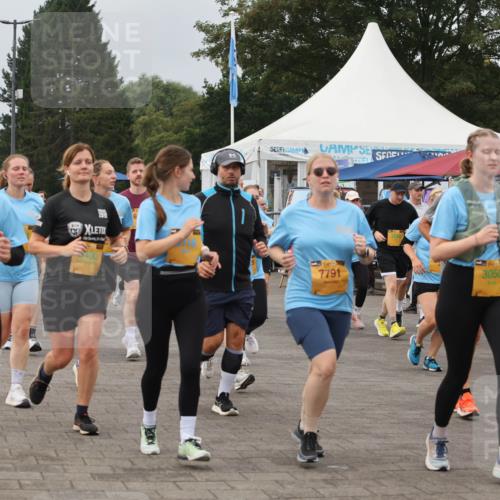 13.09.2026 - Kiel Lauf Andreas Tolksdorf http://msf.ph/oto/10410022 13.09.2026 10:01:18 Kiellinie 749, 400, 6, 7791, 3050, 2999, 2713 meine-sportfotos.de