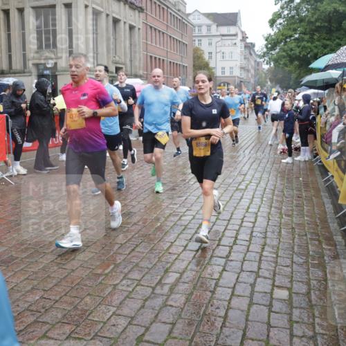 13.09.2026 - Kiel Lauf Yannick Fuchs http://msf.ph/oto/10410024 13.09.2026 10:40:50 Ziel 35, 337, 393, 1342, 1427, 1603, 1971, 2052, 2096, 2499, 2561, 2818, 3257, 3415, 3524, 3535, 3841, 4131, 4431, 4712, 5043, 6301, 6397, 6504, 6793, 7499, 7655, 7931, 8200, 8414, 8435, 8868, 9268, 10919, 11069, 11229, 11275, 12017, 12026, 12194, 12474, 12568, 529, 837, 1037, 1096, 1123, 1125, 1408, 1422, 1434, 1475, 1793, 1810, 1874, 1985, 2145, 2313, 2844, 2942, 3339, 3524, 4374, 4457, 5018, 5086, 5473, 5568, 5846, 6100, 6397, 6632, 6635, 6709, 7081, 7156, 7522, 7537, 8168 meine-sportfotos.de