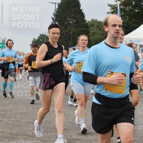13.09.2026 - Kiel Lauf Andreas Tolksdorf http://msf.ph/oto/10410039 13.09.2026 10:01:19 Kiellinie 6752, 1289, 25, 39, 61, 5119 meine-sportfotos.de
