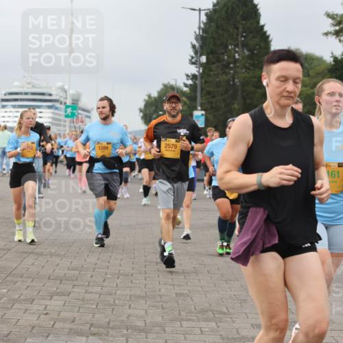 13.09.2026 - Kiel Lauf Andreas Tolksdorf http://msf.ph/oto/10410050 13.09.2026 10:01:20 Kiellinie 152, 184, 1289, 2579, 38, 161, 629 meine-sportfotos.de