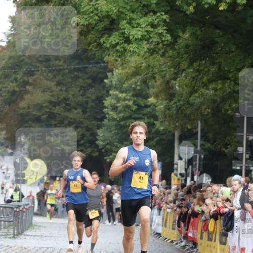 13.09.2026 - Kiel Lauf Yannick Fuchs http://msf.ph/oto/10410059 13.09.2026 09:32:29 Ziel 41, 44, 7958, 11683, 3728 meine-sportfotos.de