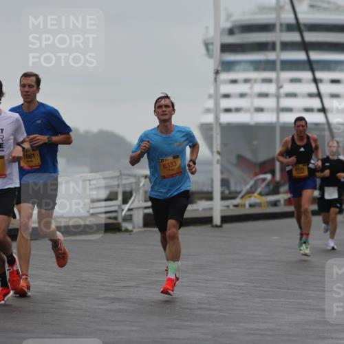 13.09.2026 - Kiel Lauf Andreas Tolksdorf http://msf.ph/oto/10410064 13.09.2026 11:43:02 Kiellinie 17, 39, 1492, 1661, 39, 6333, 8371, 3 meine-sportfotos.de
