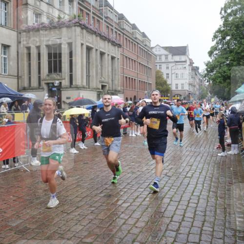 13.09.2026 - Kiel Lauf Yannick Fuchs http://msf.ph/oto/10410080 13.09.2026 10:40:54 Ziel 35, 337, 393, 1342, 1427, 1971, 2052, 2499, 2561, 2818, 3257, 3415, 3535, 3841, 4131, 4431, 4712, 5043, 5319, 5388, 5509, 6301, 6504, 6793, 7499, 7655, 7931, 8414, 8435, 8955, 9268, 10919, 11069, 11229, 11275, 11885, 12017, 12131, 12474, 12625, 337, 837, 1037, 1096, 1123, 1125, 1408, 1422, 1434, 1475, 1603, 1793, 1874, 1985, 2096, 2145, 2844, 2942, 3339, 3524, 5018, 5086, 5473, 5568, 5846, 6100, 6397, 6632, 6635, 6709, 7081, 7522, 7537 meine-sportfotos.de