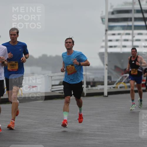 13.09.2026 - Kiel Lauf Andreas Tolksdorf http://msf.ph/oto/10410099 13.09.2026 11:43:02 Kiellinie 39, 1492, 1661, 39, 6333, 8721, 3 meine-sportfotos.de
