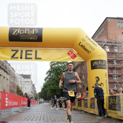 13.09.2026 - Kiel Lauf Yannick Fuchs http://msf.ph/oto/10410137 13.09.2026 09:32:37 Ziel 41, 44, 7958, 11683, 3728, 11516 meine-sportfotos.de