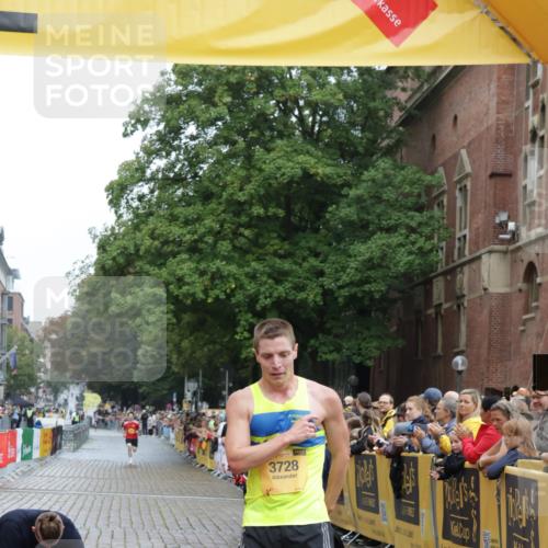 13.09.2026 - Kiel Lauf Yannick Fuchs http://msf.ph/oto/10410156 13.09.2026 09:32:51 Ziel 3728, 41, 44, 7958, 11683, 60, 2162, 11516, 11683 meine-sportfotos.de