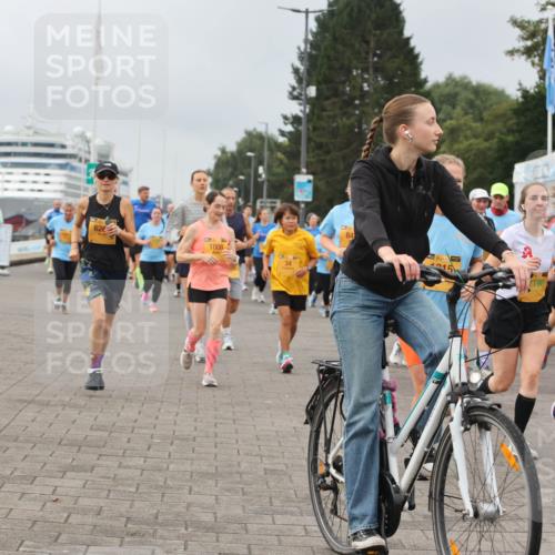 13.09.2026 - Kiel Lauf Andreas Tolksdorf http://msf.ph/oto/10410167 13.09.2026 10:01:24 Kiellinie 626, 1008, 34, 84, 196 meine-sportfotos.de