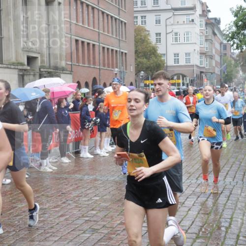 13.09.2026 - Kiel Lauf Yannick Fuchs http://msf.ph/oto/10410168 13.09.2026 10:40:59 Ziel 35, 1342, 1427, 1971, 2499, 2561, 2818, 2892, 2898, 3257, 3464, 3535, 4131, 4431, 4624, 4662, 4712, 5043, 5319, 5388, 5509, 6340, 6504, 7405, 7615, 7655, 8246, 8435, 8955, 9527, 9539, 10794, 11069, 11526, 11632, 11833, 11885, 12131, 12474, 12625, 337, 393, 837, 1037, 1123, 1125, 1408, 1422, 1434, 1475, 1603, 1793, 1874, 1985, 2052, 2096, 2844, 2942, 3339, 3415, 3524, 3841, 5018, 5086, 5473, 5568, 5846, 6100, 6301, 6397, 6504, 6632, 6635, 6709, 6793, 7081, 7499, 7522, 7537 meine-sportfotos.de
