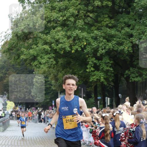 13.09.2026 - Kiel Lauf Yannick Fuchs http://msf.ph/oto/10410181 13.09.2026 09:33:05 Ziel 2162, 11516, 44, 3728, 7958, 60, 6682, 7305, 8092, 41, 44, 7958 meine-sportfotos.de