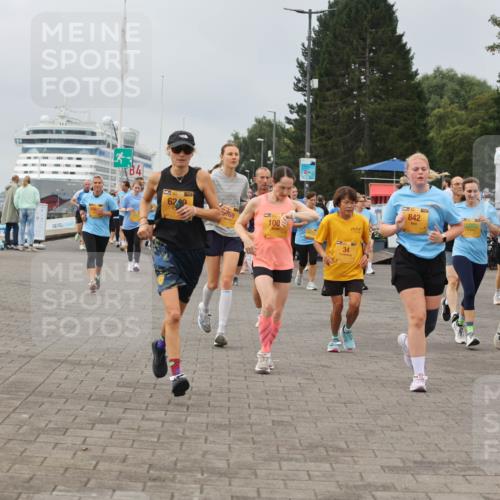 13.09.2026 - Kiel Lauf Andreas Tolksdorf http://msf.ph/oto/10410204 13.09.2026 10:01:25 Kiellinie 624, 769, 106, 39, 100, 34, 5, 39, 40, 842 meine-sportfotos.de