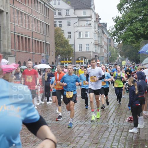 13.09.2026 - Kiel Lauf Yannick Fuchs http://msf.ph/oto/10410206 13.09.2026 10:41:01 Ziel 35, 1342, 1427, 1971, 2499, 2561, 2818, 2892, 2898, 3257, 3464, 3535, 4131, 4624, 4662, 4712, 4797, 5043, 5319, 5388, 5509, 6340, 6565, 7405, 7615, 7655, 8246, 8435, 8955, 9527, 9539, 10680, 10794, 11069, 11526, 11632, 11833, 11885, 12131, 12474, 12625, 337, 393, 837, 1037, 1123, 1125, 1408, 1603, 1793, 1874, 1985, 2052, 2096, 2499, 2844, 2942, 3339, 3415, 3524, 3841, 4431, 5018, 5086, 5473, 5568, 5846, 6301, 6397, 6504, 6632, 6635, 6709, 6793, 7081, 7499, 7537 meine-sportfotos.de