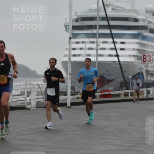 13.09.2026 - Kiel Lauf Andreas Tolksdorf http://msf.ph/oto/10410247 13.09.2026 11:43:05 Kiellinie 8371, 3, 3884, 11 meine-sportfotos.de
