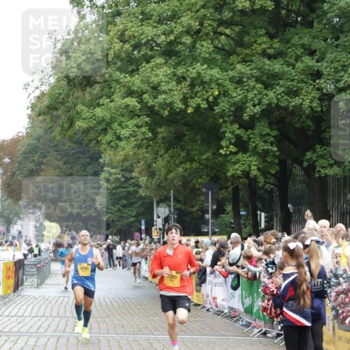 13.09.2026 - Kiel Lauf Yannick Fuchs http://msf.ph/oto/10410251 13.09.2026 09:33:24 Ziel 6682, 7305, 8092, 60, 2162, 11516, 1246, 10404, 12831, 3728 meine-sportfotos.de