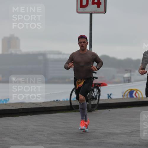 13.09.2026 - Kiel Lauf Andreas Tolksdorf http://msf.ph/oto/10410283 13.09.2026 11:43:15 Kiellinie 02, 10, 2890 meine-sportfotos.de