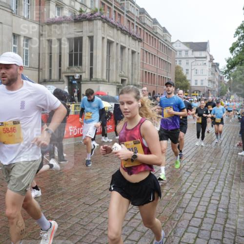13.09.2026 - Kiel Lauf Yannick Fuchs http://msf.ph/oto/10410305 13.09.2026 10:41:06 Ziel 973, 1781, 2825, 2892, 2898, 3464, 3952, 4286, 4624, 4662, 4691, 4797, 5319, 5388, 5509, 5916, 6340, 6565, 7405, 7615, 8246, 8955, 9349, 9527, 9539, 10680, 10794, 11526, 11632, 11833, 11885, 12131, 12494, 12625, 35, 337, 393, 837, 1037, 1342, 1427, 1603, 1971, 1985, 2052, 2096, 2499, 2561, 2818, 3257, 3339, 3415, 3524, 3535, 3841, 4131, 4431, 4712, 5018, 5043, 5086, 5388, 5473, 5846, 6301, 6397, 6504, 6632, 6635, 6709, 6793, 7499, 7537, 7655, 8955, 849, 1985, 6632 meine-sportfotos.de