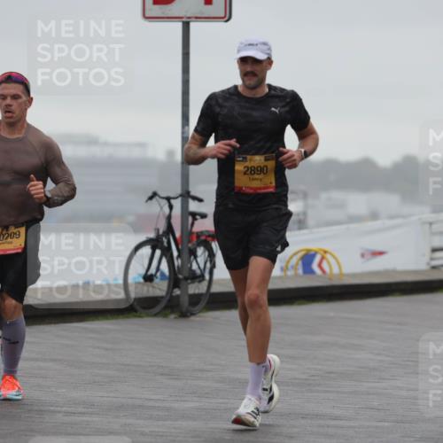 13.09.2026 - Kiel Lauf Andreas Tolksdorf http://msf.ph/oto/10410315 13.09.2026 11:43:16 Kiellinie 10209, 2890 meine-sportfotos.de