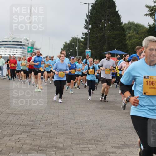 13.09.2026 - Kiel Lauf Andreas Tolksdorf http://msf.ph/oto/10410343 13.09.2026 10:01:30 Kiellinie 1910, 8238, 10617, 9414 meine-sportfotos.de