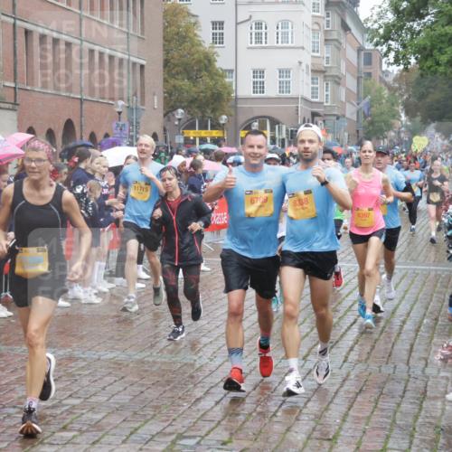 13.09.2026 - Kiel Lauf Yannick Fuchs http://msf.ph/oto/10410379 13.09.2026 10:41:11 Ziel 973, 1781, 1785, 2825, 2892, 3363, 3952, 4286, 4527, 4624, 4662, 4691, 4797, 5916, 6340, 6461, 6565, 6654, 7405, 7615, 8155, 9349, 9398, 9527, 9539, 10680, 10794, 11228, 11526, 11632, 11833, 12035, 12494, 35, 337, 393, 837, 1037, 1342, 1427, 1603, 1971, 2052, 2096, 2499, 2561, 2818, 2898, 3257, 3415, 3464, 3524, 3535, 3841, 4131, 4431, 4712, 5043, 5086, 5319, 5388, 5509, 6301, 6397, 6504, 6709, 6793, 7499, 7537, 7655, 8246, 8955, 827, 849, 1985, 3339, 5086, 6632 meine-sportfotos.de